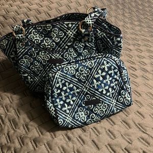 Vera Bradley perfect condition purse and large cosmetic bag